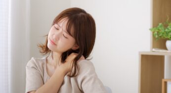 肩こりに悩んでいる人に読んで欲しい！血行改善・凝り緩和に効く人気の磁気ネックレスを紹介。